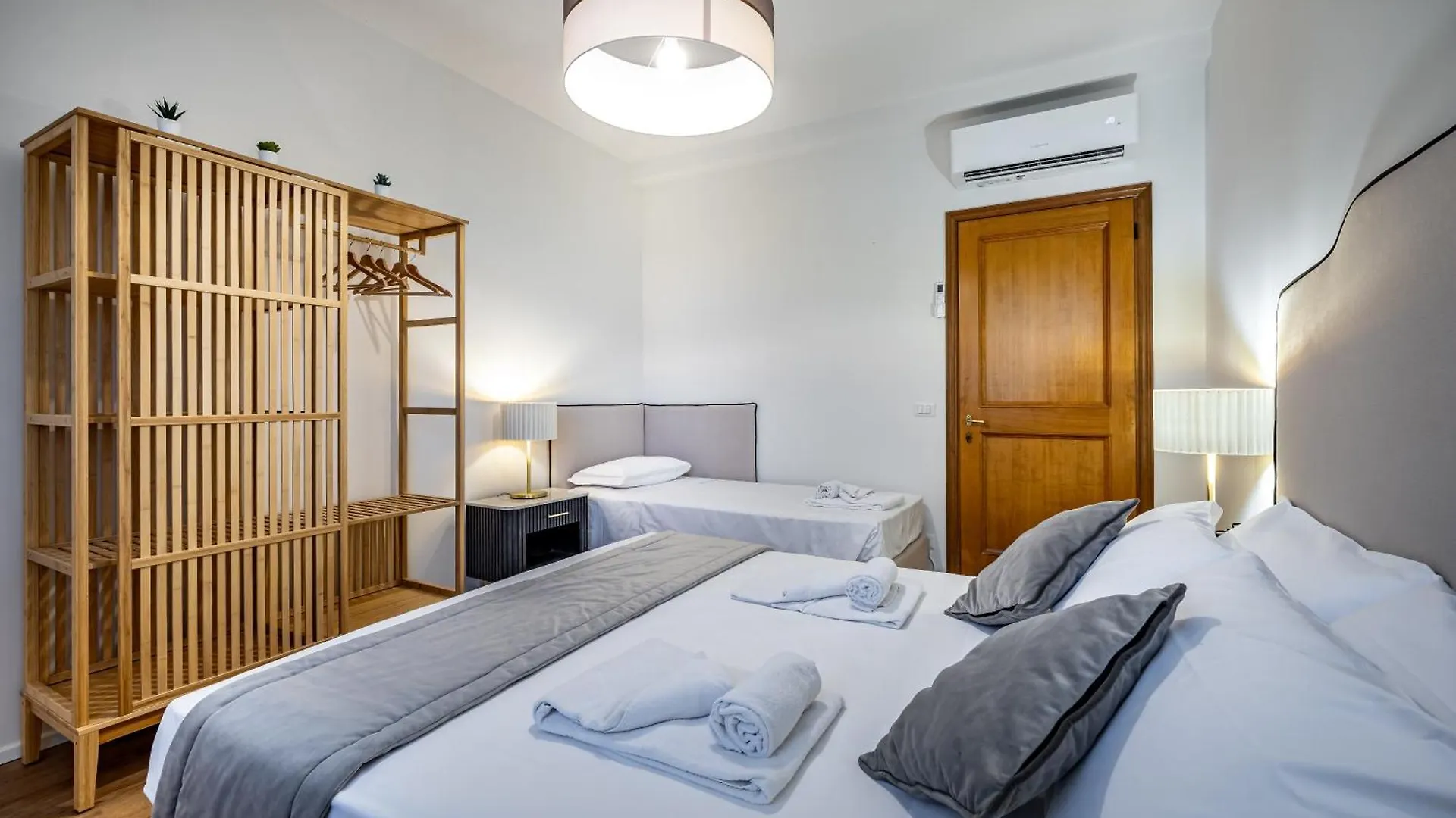 Yd Morgagni Charme Apartment Florence