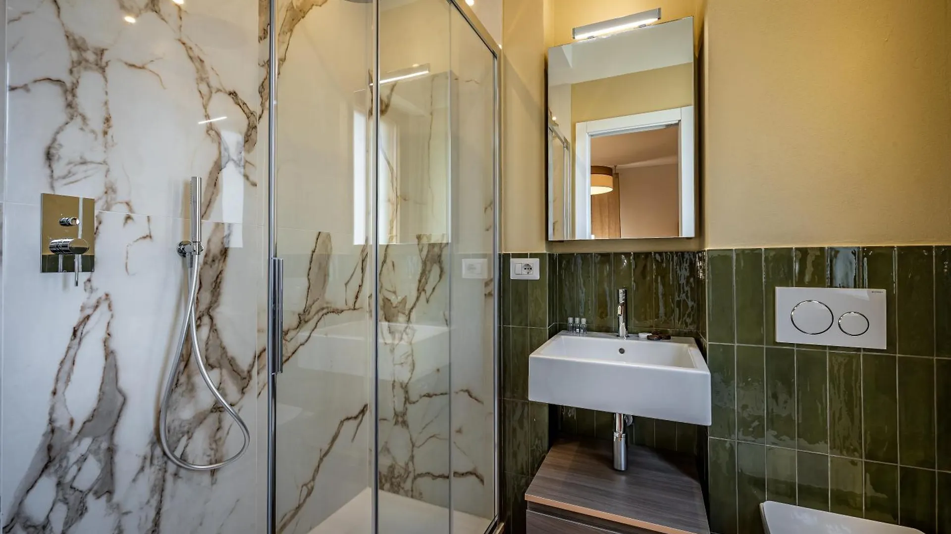 Yd Morgagni Charme Apartment Florence