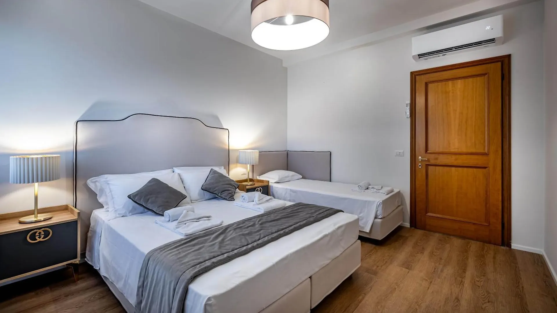Yd Morgagni Charme Apartment Florence