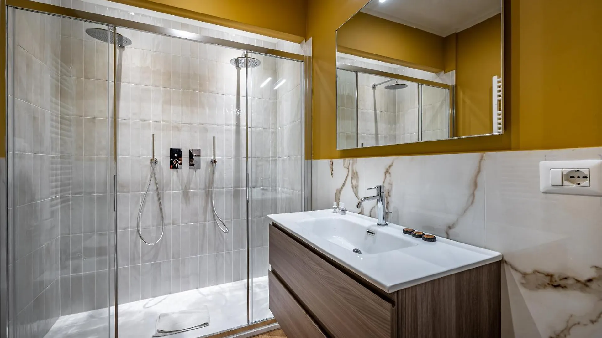 Yd Morgagni Charme Apartment Florence